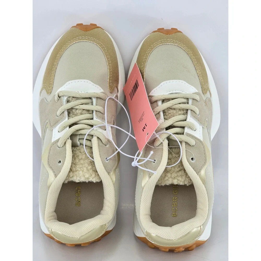 BCBG Girls Riley Sneakers Kids Size 1M Off White Faux Shearling - New